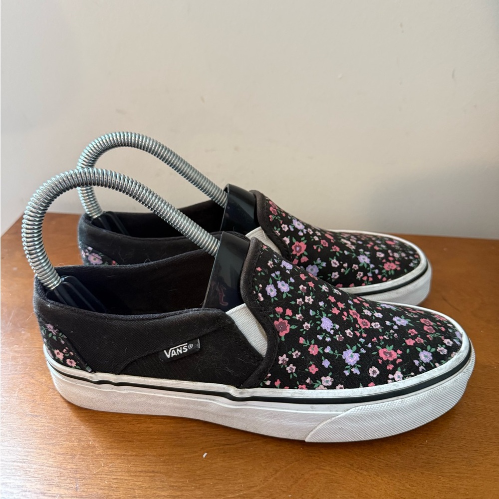 Vans Slip On Women’s 6 Floral Shoes Sneakers Purple Black